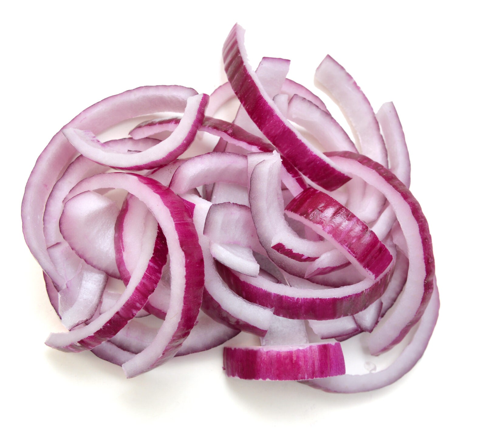 Close,Up,Of,Sliced,Red,Onion,On,White,Background